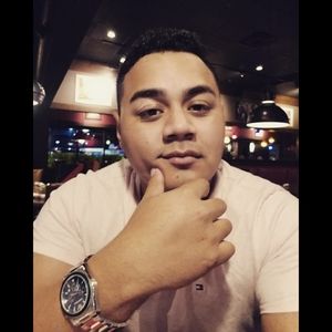 Meet your Posher, Carlos